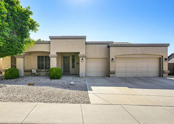 Hiking Days, Hot Tub Soaks! Extended Phoenix Stay