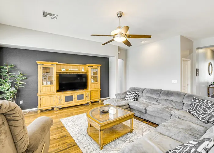 Hiking Days, Hot Tub Soaks! Extended Phoenix Stay *